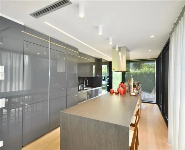 6.5 Zimmer Villa in Montagnola – Foto 5 von 5
