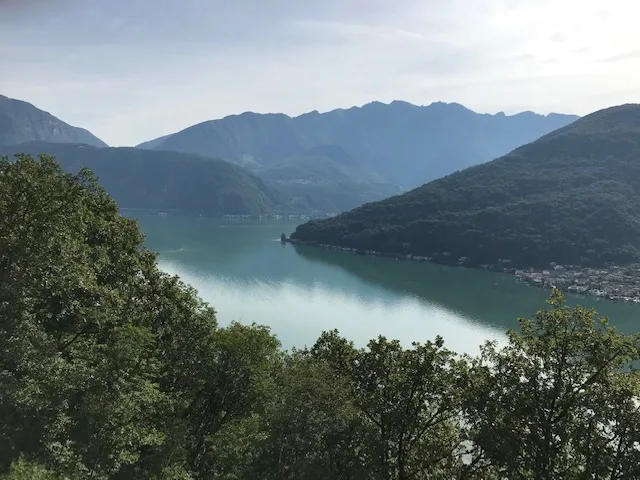 6 Zimmer Villa in Montagnola – Foto 2 von 2
