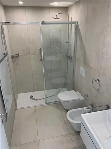 4.5 Zimmer Wohnung in Collina d’Oro – Foto 3 von 3