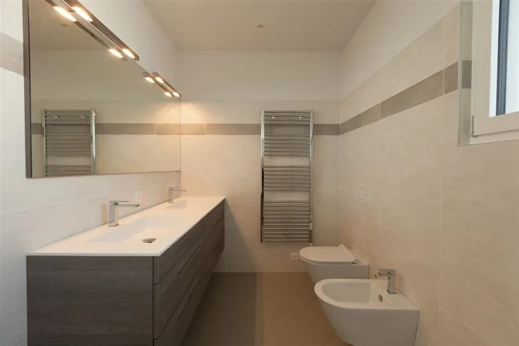 5 Zimmer Einfamilienhaus in Collina d’Oro – Foto 2 von 4