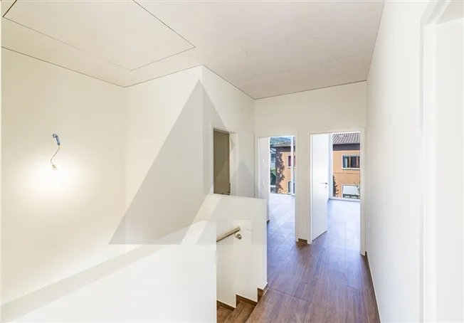 5.5 Zimmer Reihenfamilienhaus in Manno – photo 9 sur 14