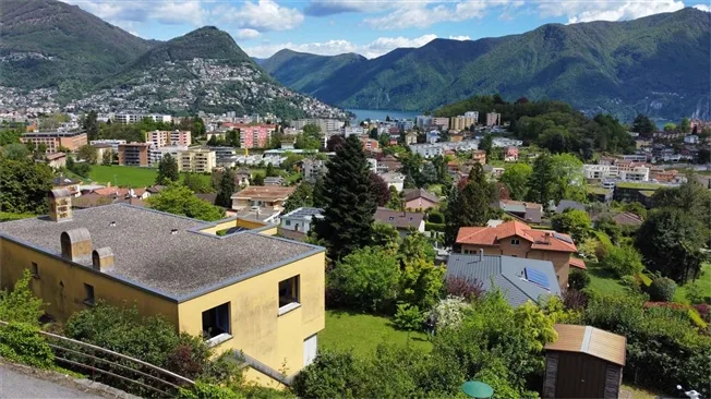 8 Zimmer Villa in Breganzona – Foto 2 von 10
