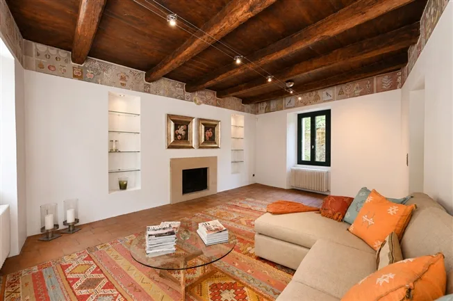 6.5 Zimmer Villa in Muzzano – Foto 8 von 20
