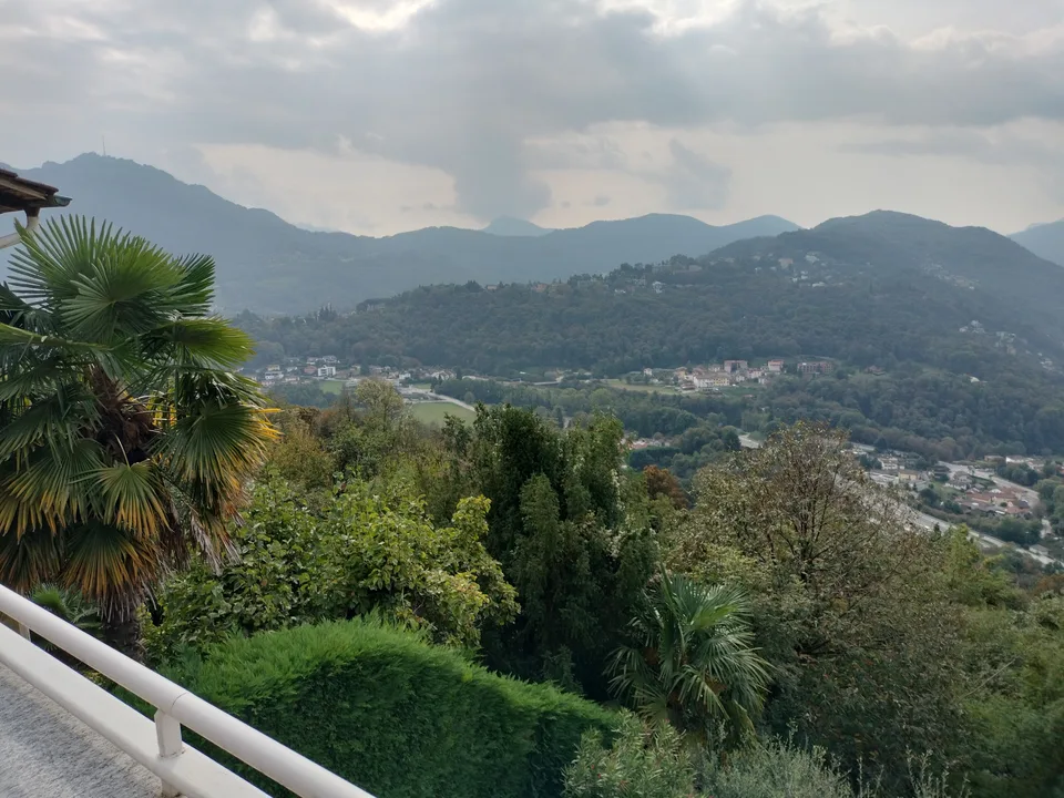 5.5 Zimmer Villa in Muzzano – Foto 2 von 2