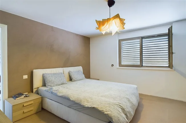 5.5 Zimmer Einfamilienhaus in Bosco Luganese – Foto 8 von 13