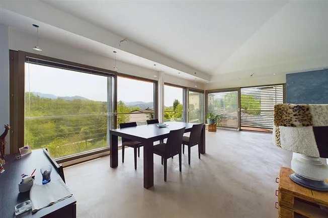 5.5 Zimmer Einfamilienhaus in Bosco Luganese – Foto 3 von 13