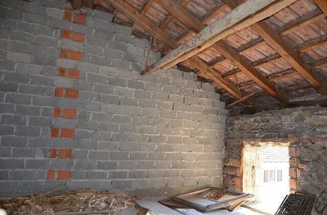 4.5 Zimmer Rustico in Breno – Foto 8 von 13