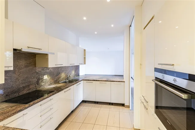 7.5 Zimmer Einfamilienhaus in Vezia – Foto 7 von 17