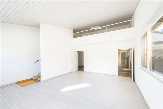 7.5 Zimmer Einfamilienhaus in Vezia – Foto 12 von 17