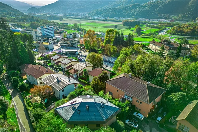 Villa in Vezia – Foto 3 von 13