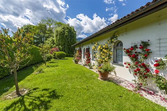 8.5 Zimmer Villa in Origlio – Foto 16 von 19