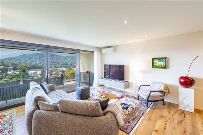 9 Zimmer Attikawohnung, 6946 Ponte Capriasca