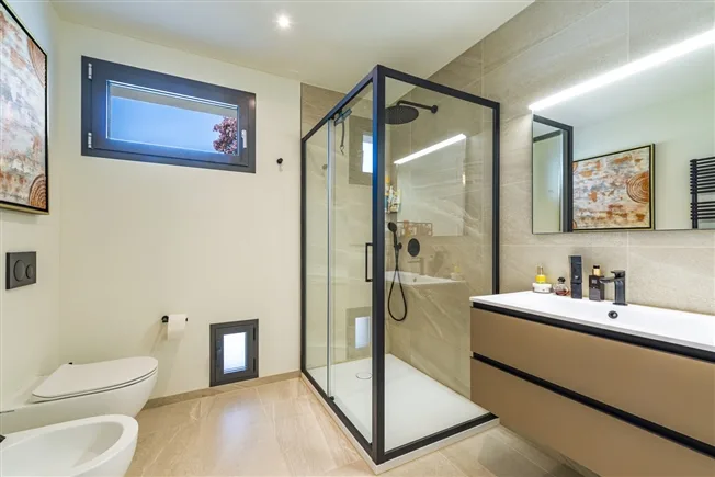 2 Zimmer Attikawohnung, 6946 Ponte Capriasca