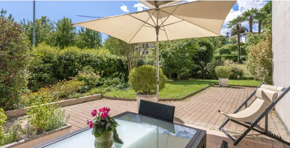 4 Zimmer Wohnung, 6948 Porza