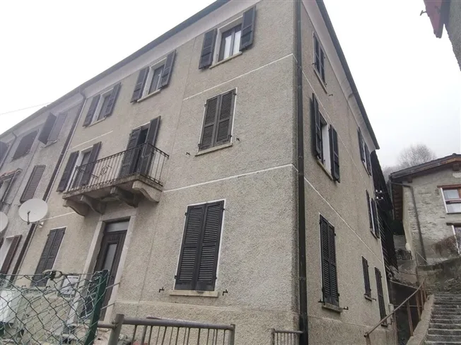 Einfamilienhaus in Bogno – foto 2 di 13