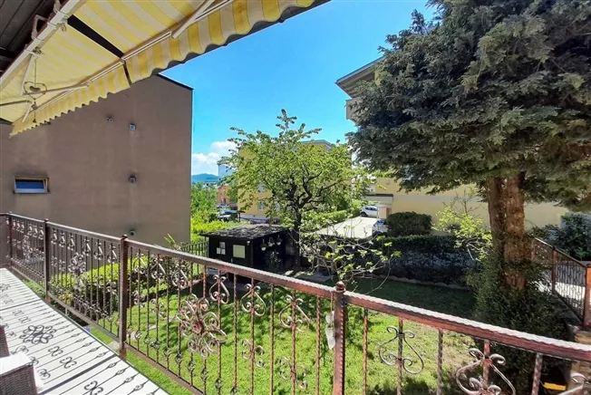 Casa bifamiliare con giardino a Canobbio – foto 11 di 13