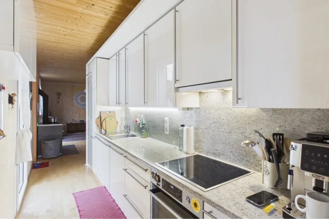 Casa unifamiliare di 4 ½ locali con appartamentino indipendente di 2 ½ locali – photo 7 of 14
