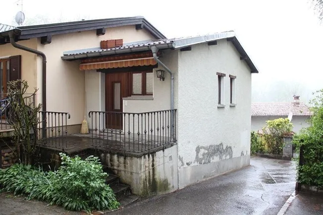 2.5 Zimmer Wohnung, 6959 Cimadera