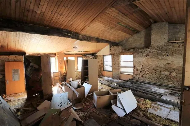 5.5 Zimmer Einfamilienhaus in Certara – foto 11 di 12