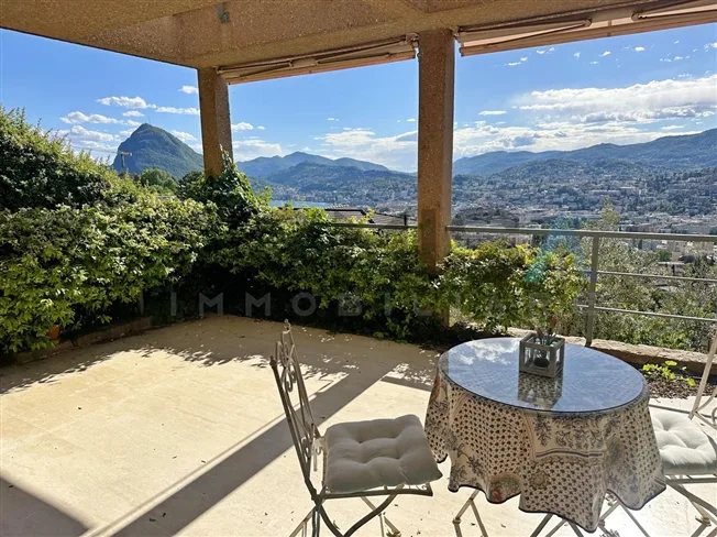 4.5 Zimmer Villa in Pregassona – Foto 2 von 5