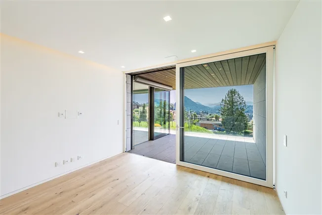 4.5 Zimmer Attikawohnung in Pregassona – Foto 9 von 18