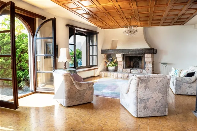 8.5 Zimmer Einfamilienhaus in Aldesago – Foto 9 von 13