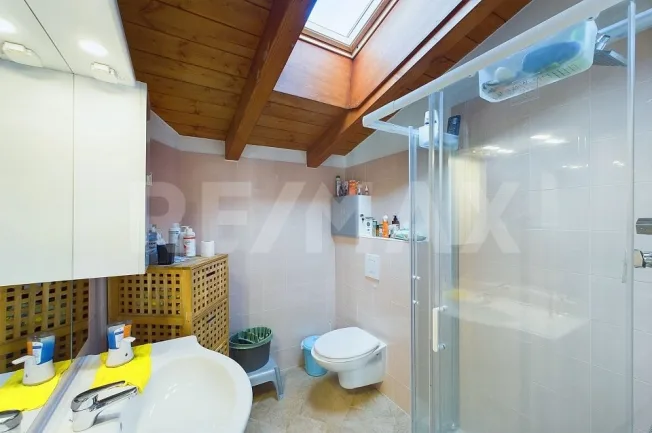 9 Zimmer Einfamilienhaus, 6981 Bedigliora
