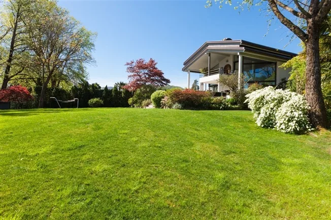 10 Zimmer Villa in Magliaso – Foto 2 von 20