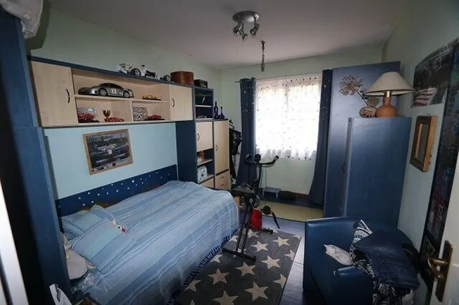 5.5 Zimmer Einfamilienhaus in Curio – Foto 8 von 12