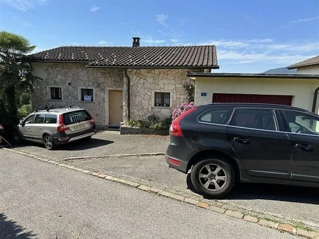5.5 Zimmer Einfamilienhaus in Novaggio – Foto 2 von 13