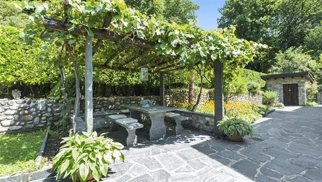 8 Zimmer Villa in Novaggio – Foto 19 von 20