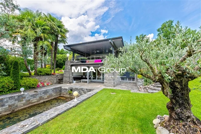 8 Zimmer Villa in Caslano – foto 3 di 20