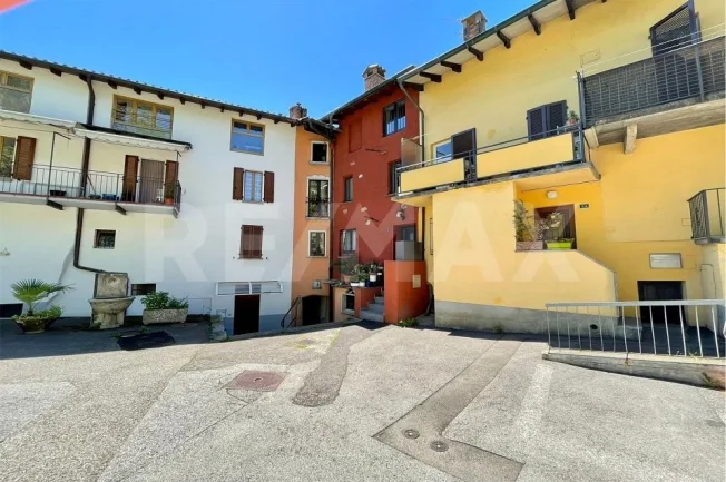 2.5 Zimmer Wohnung, 6988 Ponte Tresa