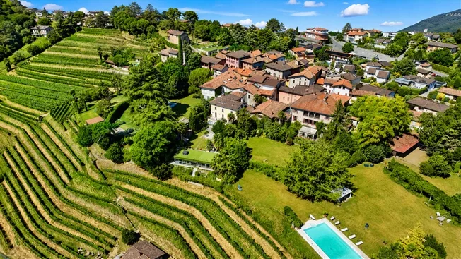 11.5 Zimmer Villa in Cassina d'Agno – photo 3 sur 20