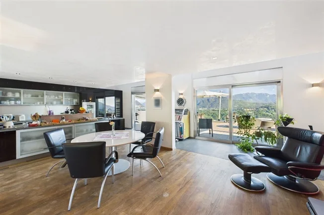11 Zimmer Einfamilienhaus in Vernate – photo 6 sur 13