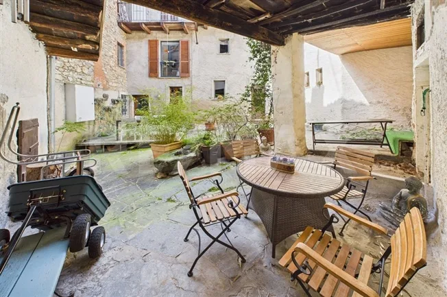 4.5 Zimmer Einfamilienhaus in Aranno – Foto 9 von 13