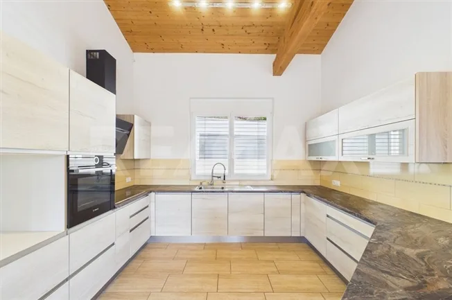 Più tempo per lei - pratico e accogliente 3 ½ locali ad Astano – Foto 7 von 13