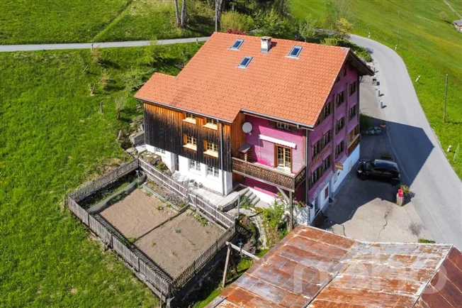 12 Zimmer Einfamilienhaus in Valzeina – Foto 2 von 12