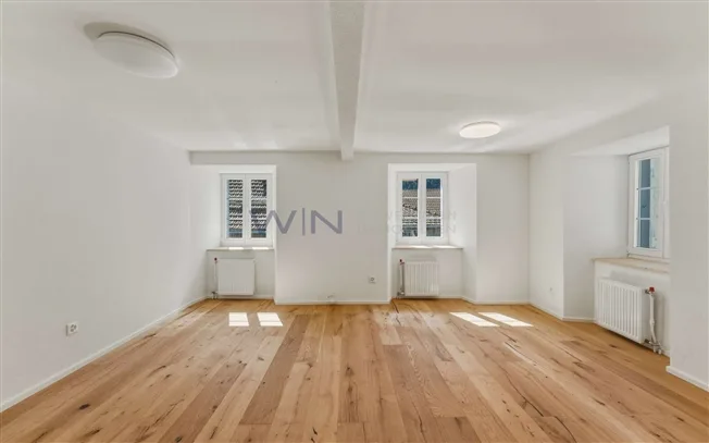 5 Zimmer Einfamilienhaus in Rothenbrunnen – Foto 2 von 8