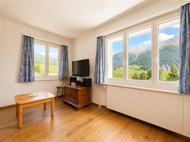 2 Zimmer Attikawohnung in Davos Wiesen – foto 3 di 7