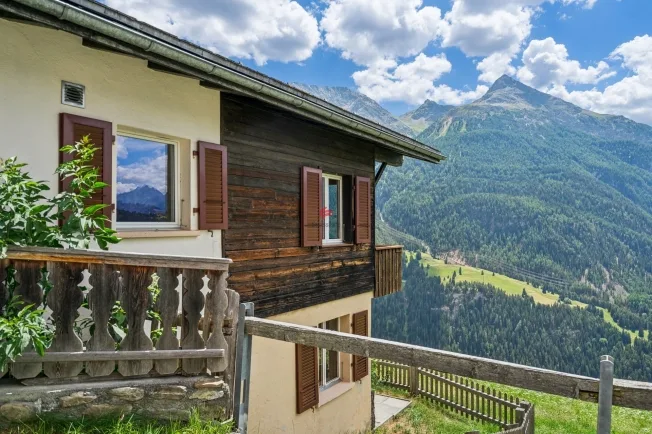 4 Zimmer Chalet in Tschlin – Foto 12 von 16
