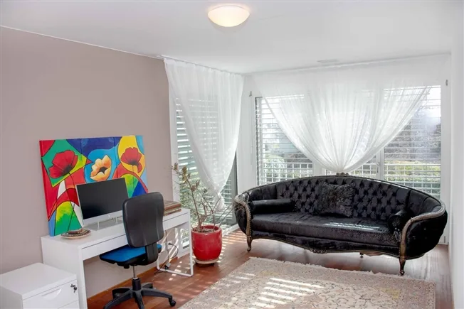 6.5 Zimmer Einfamilienhaus in Adlikon ZH – Foto 10 von 13