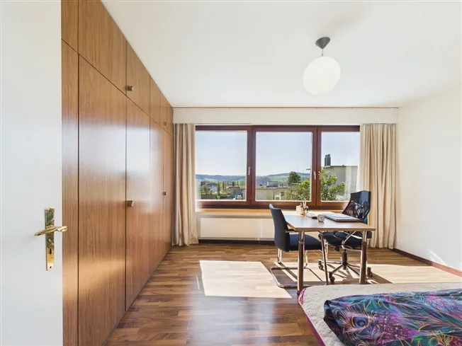 6.5 Zimmer Einfamilienhaus in Uitikon – Foto 6 von 10