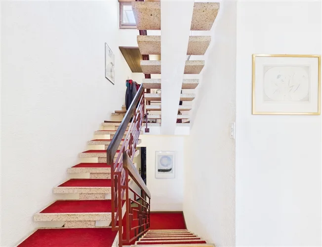 6.5 Zimmer Einfamilienhaus in Uitikon – Foto 3 von 10
