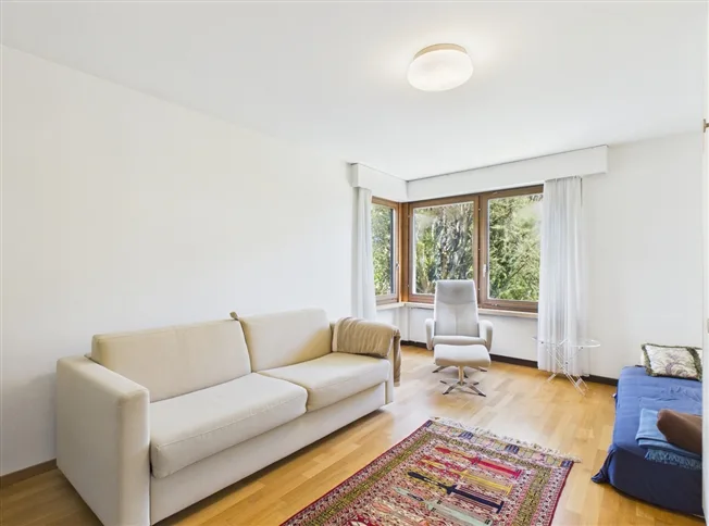 6.5 Zimmer Einfamilienhaus in Uitikon – Foto 5 von 10
