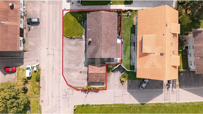 Wohnen oder Investieren | Geräumiges Zwei-Familienhaus mit viel Potenzial – Foto 7 von 10