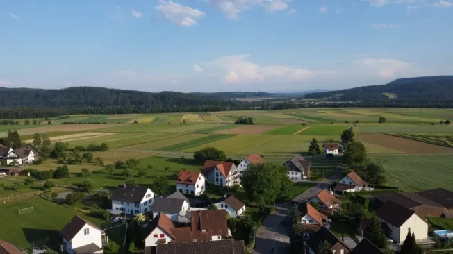 4.5 Zimmer Einfamilienhaus in Wasterkingen – photo 16 sur 16