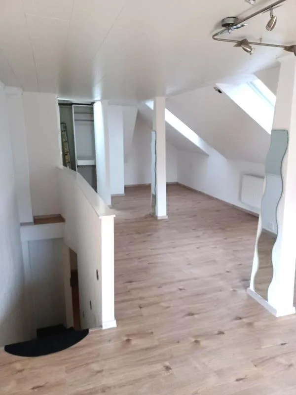 10 Zimmer Mehrfamilienhaus, 8215 Hallau