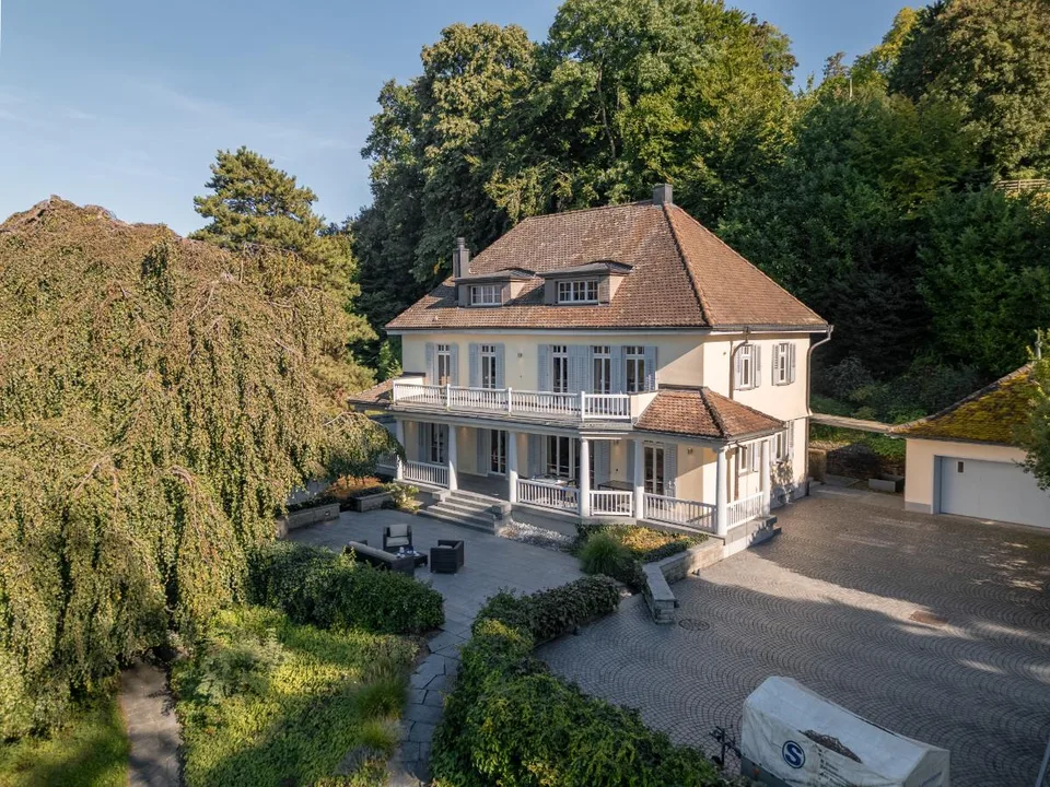 11.5 Zimmer Villa in Mannenbach-Salenstein – Foto 3 von 4