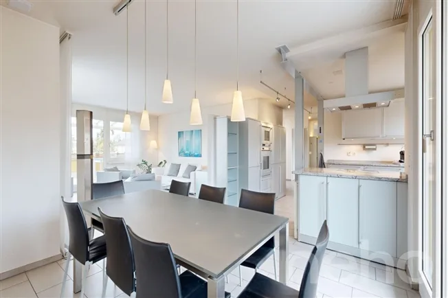 4.5 Zimmer Attikawohnung in Dietlikon – foto 5 di 12